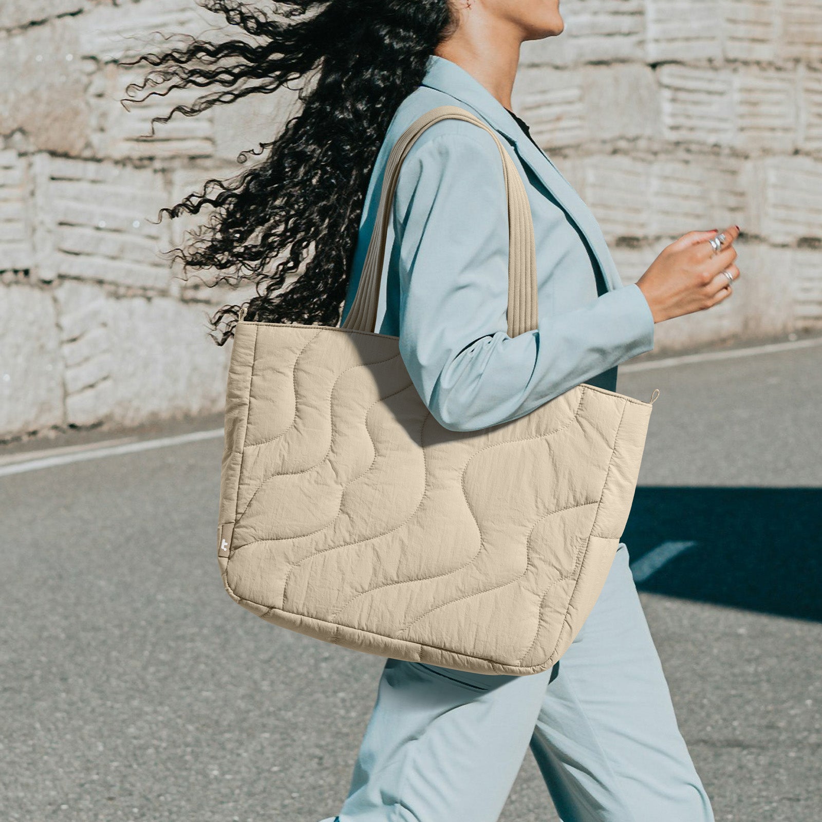 tomtoc Terra-T38 Puffy Laptop Tote Bag 16 Inch Macbook/13.5L Natural Sand - T38M1K2 Laptop Bags